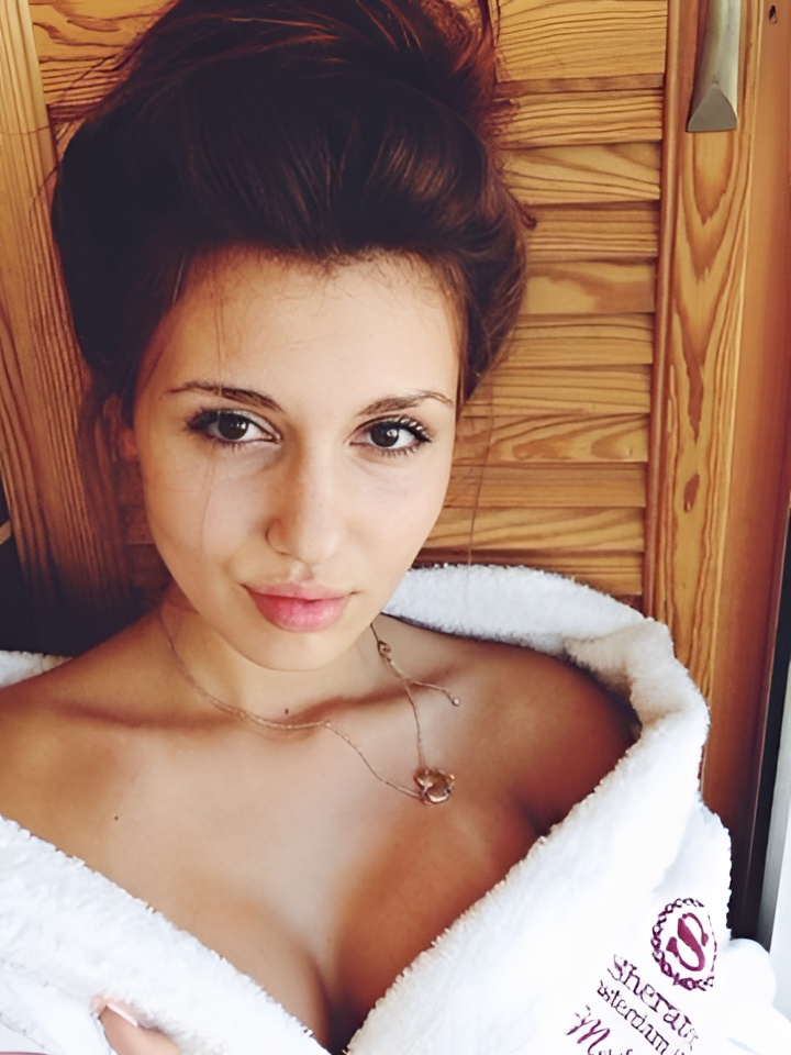 Мария привлекальеная девушка из Когалым цена от 2500 руб