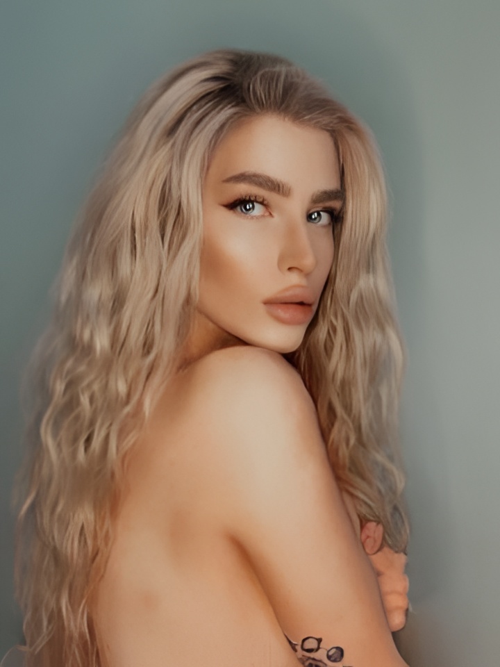 Римма привлекальеная девушка из Когалым цена от 4000 руб