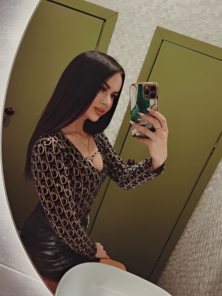 Юлия привлекальеная девушка из Когалым цена от 10000 руб