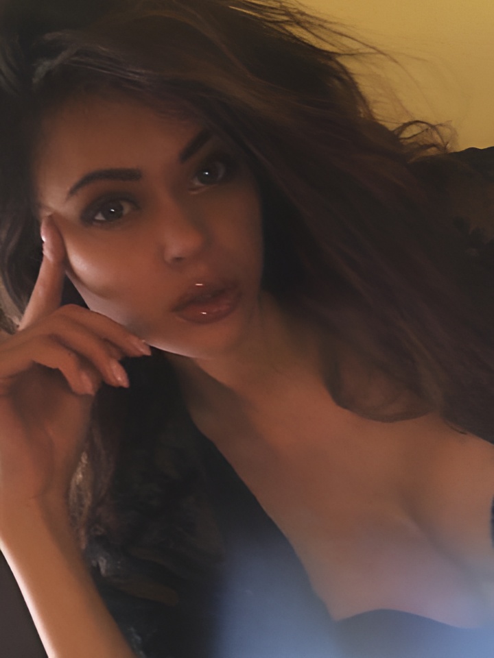 Зита привлекальеная девушка из Когалым цена от 2500 руб