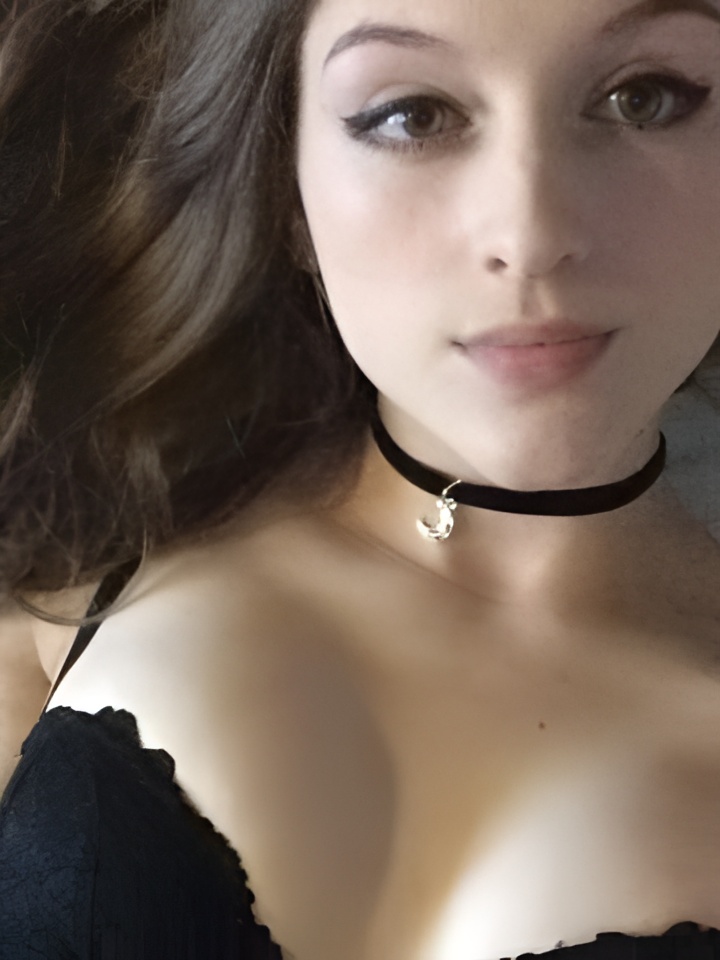 Индивидуалка Алина, доступна для личного знакомства от 2000 руб