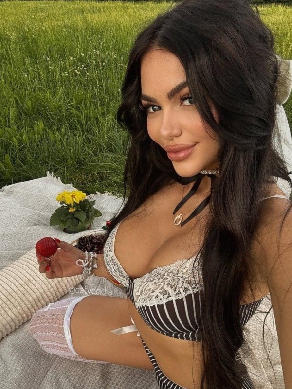 Люда привлекательная девушка из Когалым цена от 7000 руб